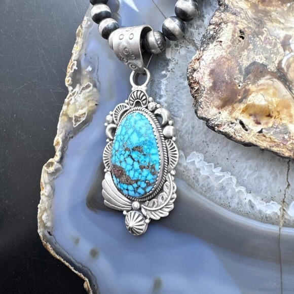Sterling Southwestern Style Large Egg-shape Kingman Turquoise Pendant For Women - Picture 5 of 10